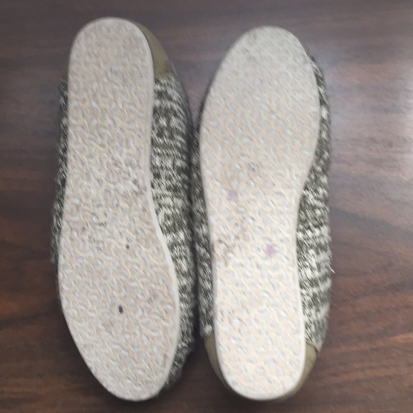 Toms flats size 10 - Picture 3 of 3